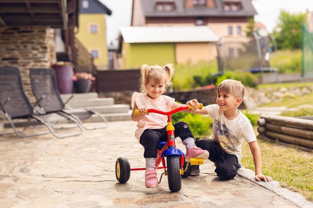 Apartmany Engadin Boží Dar Eksteriør bilde